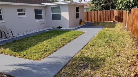 22682 Family Circle Boca Raton FL 33428