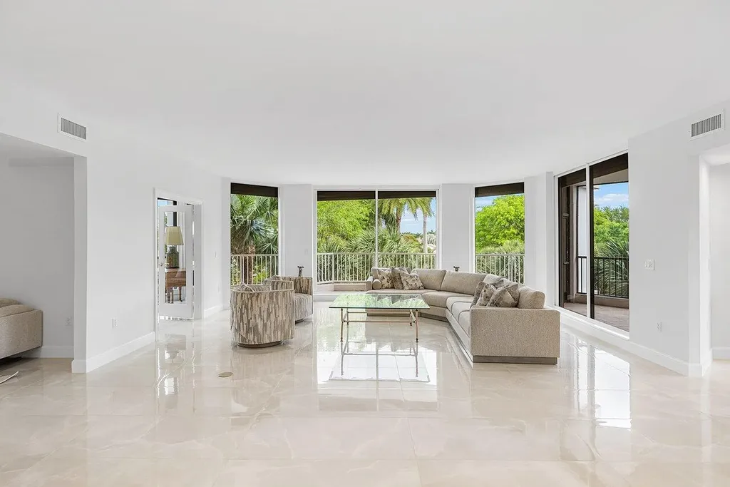 20320 Fairway Oaks Drive Boca Raton FL 33434