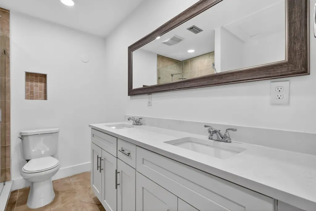 5093 Privet Place Delray Beach FL 33484
