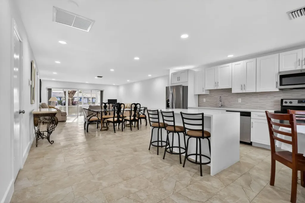 5093 Privet Place Delray Beach FL 33484