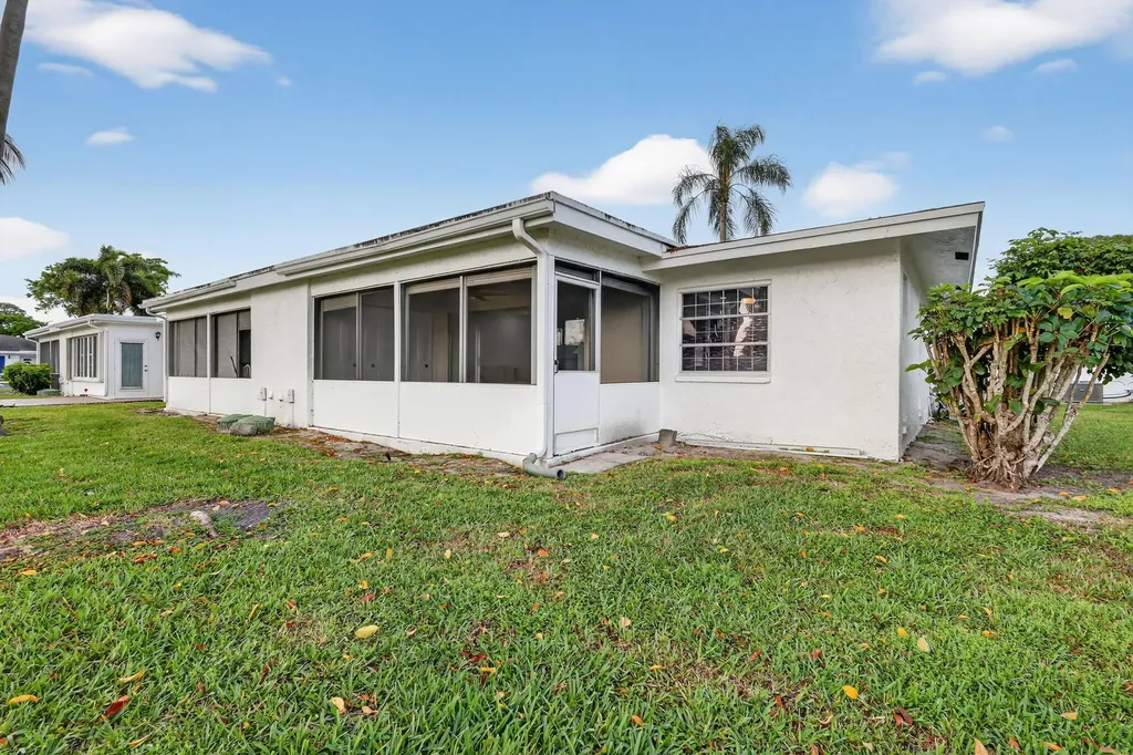 5093 Privet Place Delray Beach FL 33484