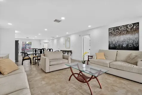 5093 Privet Place Delray Beach FL 33484