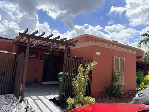 1641 Fairway Road Pembroke Pines FL 33026