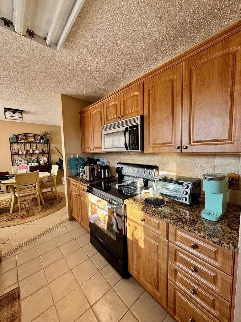 12 Lake Vista Trail Port St Lucie FL 34952