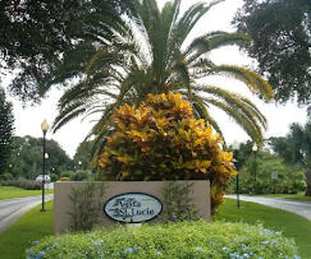 12 Lake Vista Trail Port St Lucie FL 34952