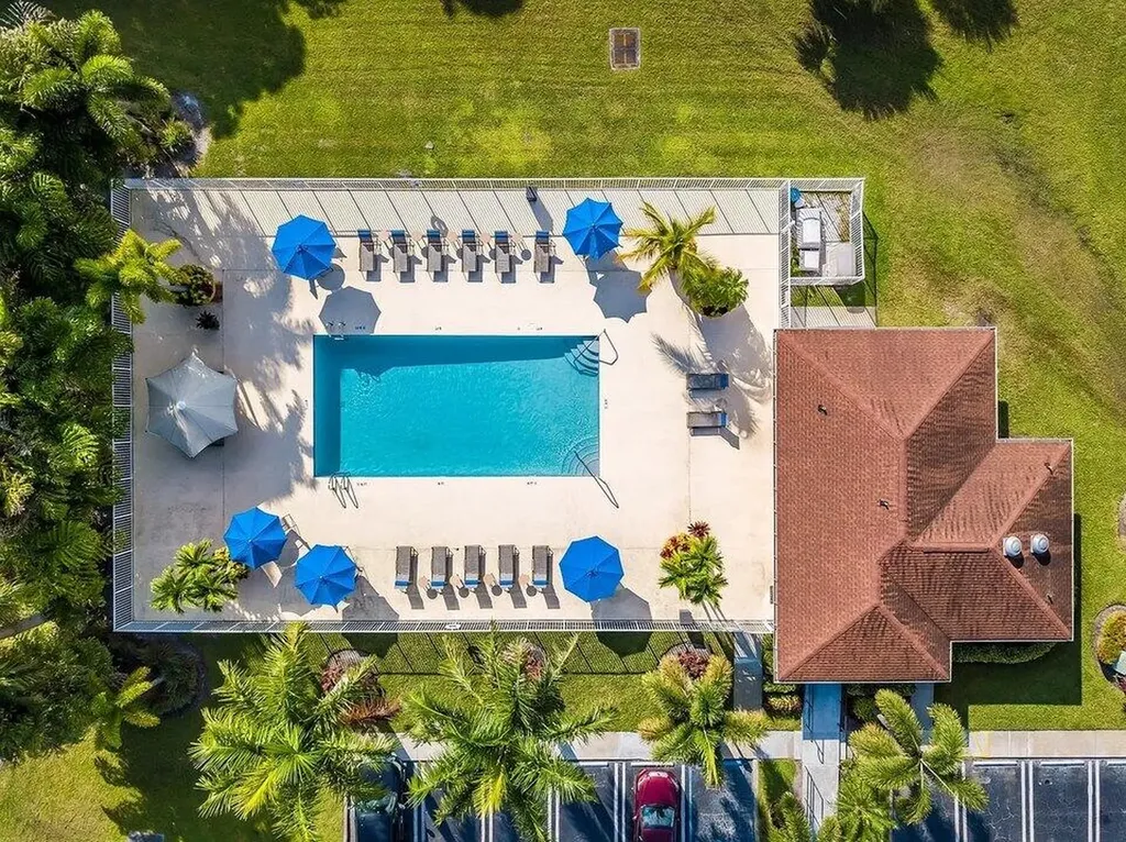 12 Lake Vista Trail Port St Lucie FL 34952