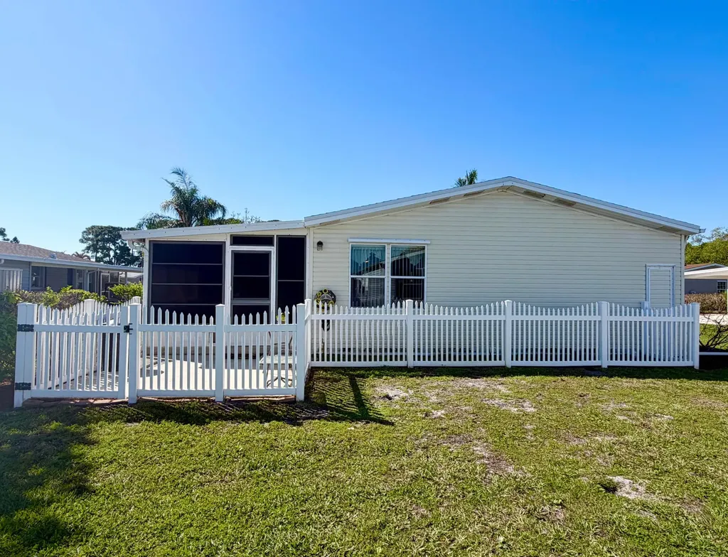 8181 14th Hole Drive Port St Lucie FL 34952