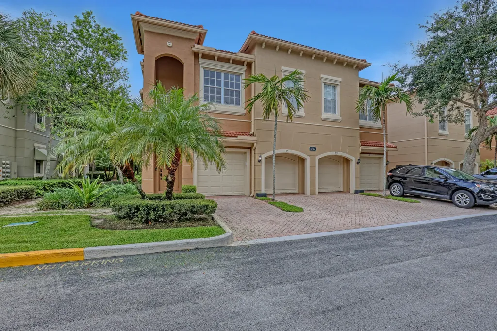 4851 Bonsai Circle Palm Beach Gardens FL 33418