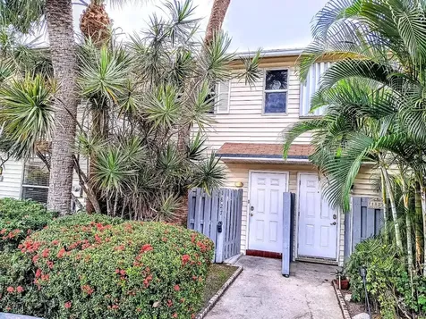 1827 NE 15th Avenue NE Fort Lauderdale FL 33305