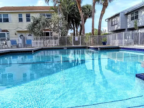 1827 NE 15th Avenue NE Fort Lauderdale FL 33305