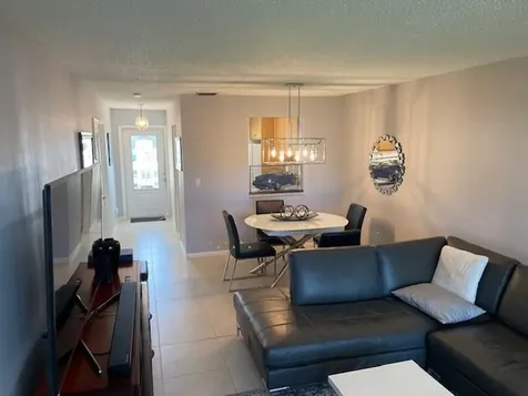 307 Lake Evelyn Drive West Palm Beach FL 33411