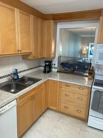 307 Lake Evelyn Drive West Palm Beach FL 33411