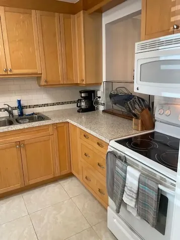307 Lake Evelyn Drive West Palm Beach FL 33411