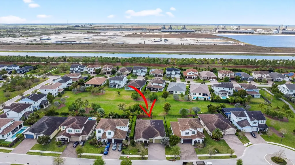 1055 Ember Ridge Run Loxahatchee FL 33470