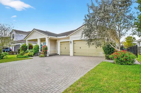 1055 Ember Ridge Run Loxahatchee FL 33470
