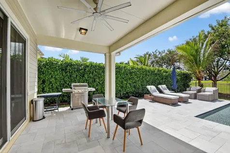 1055 Ember Ridge Run Loxahatchee FL 33470