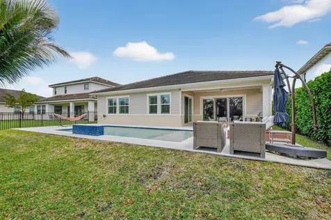 1055 Ember Ridge Run Loxahatchee FL 33470