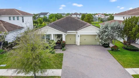 1055 Ember Ridge Run Loxahatchee FL 33470
