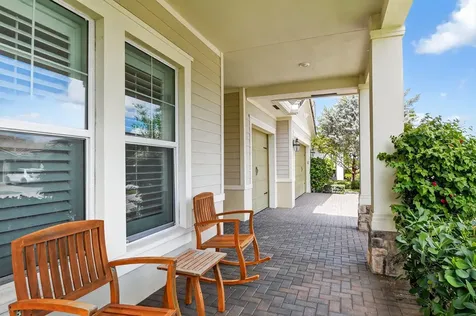 1055 Ember Ridge Run Loxahatchee FL 33470