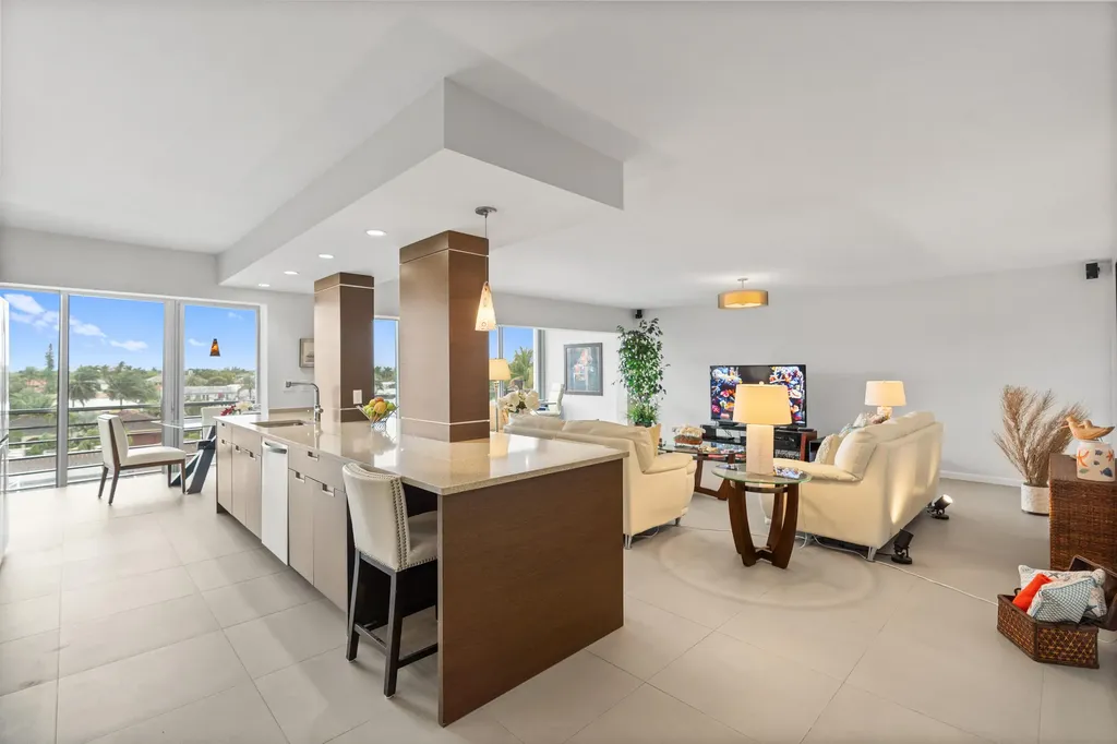 3050 NE 47th Court Fort Lauderdale FL 33308