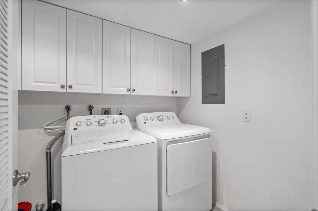 3050 NE 47th Court Fort Lauderdale FL 33308