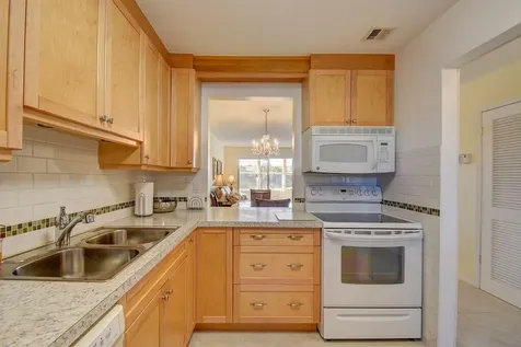 307 Lake Evelyn Drive West Palm Beach FL 33411