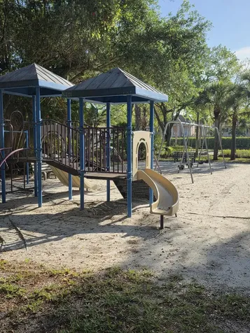 10851 Palm Ridge Lane Tamarac FL 33321