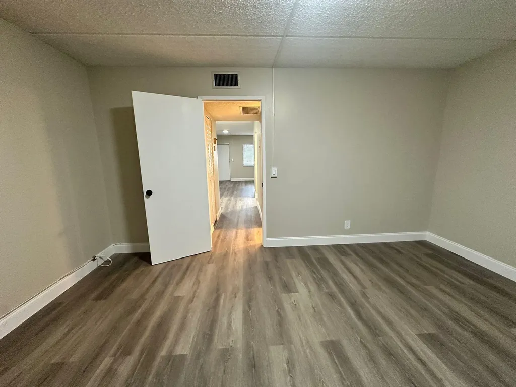 500 Village Green Circle W Palm Springs FL 33461