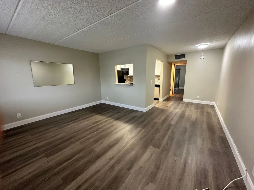 500 Village Green Circle W Palm Springs FL 33461