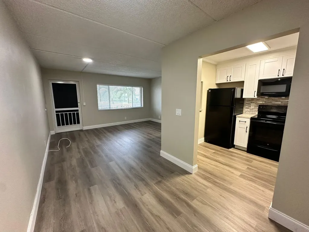 500 Village Green Circle W Palm Springs FL 33461