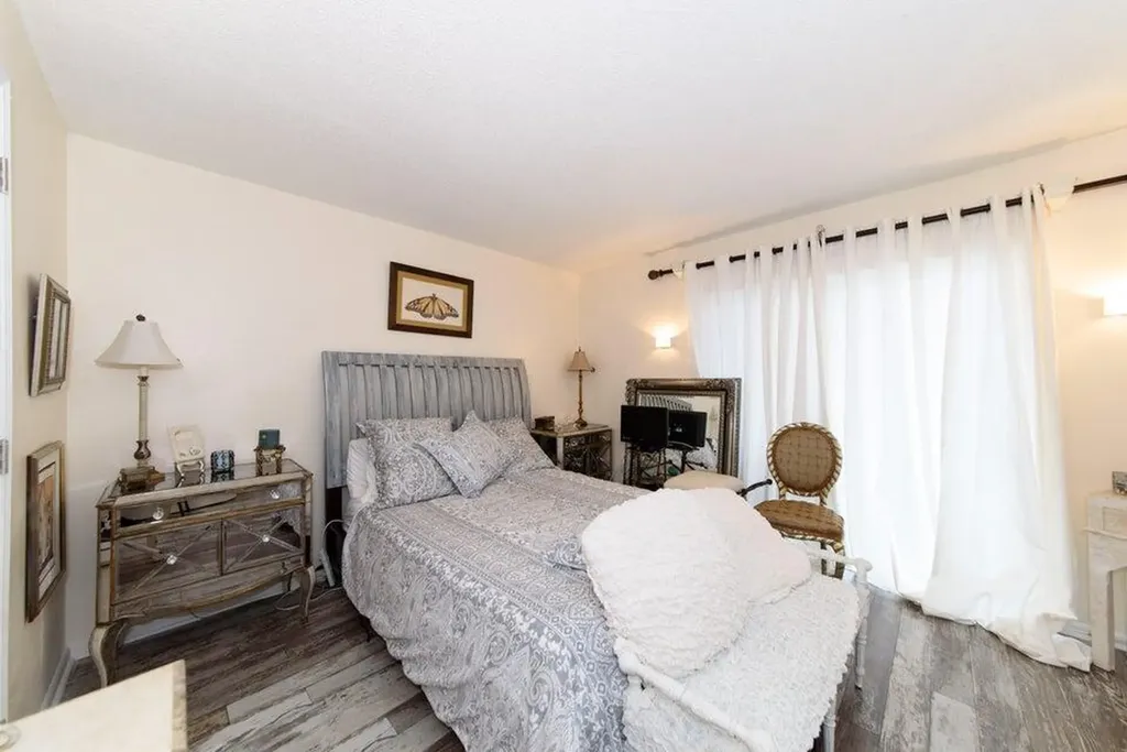 59 Bedford C West Palm Beach FL 33417