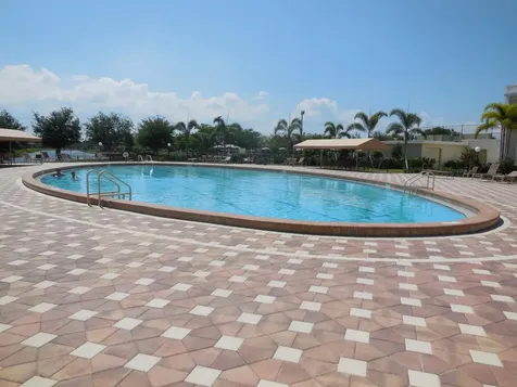 59 Bedford C West Palm Beach FL 33417