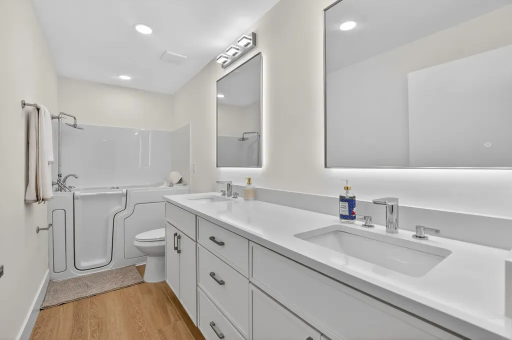 8188 Summerbreeze Lane Boca Raton FL 33496