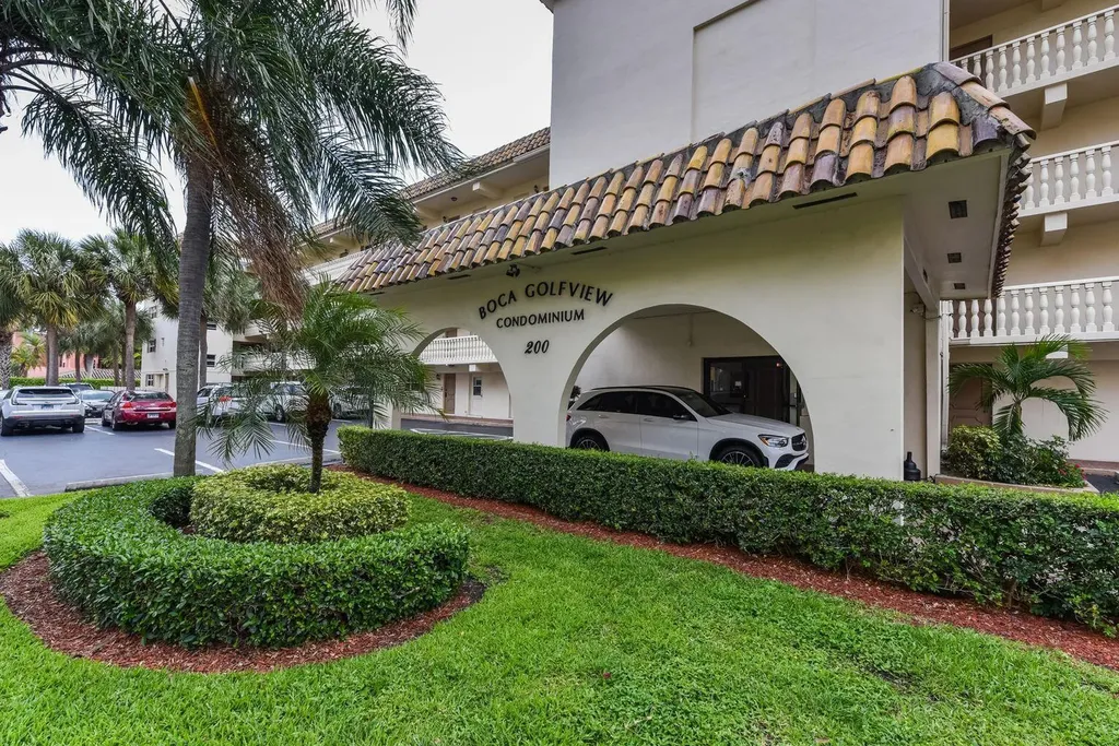 200 E Royal Palm Road Boca Raton FL 33432