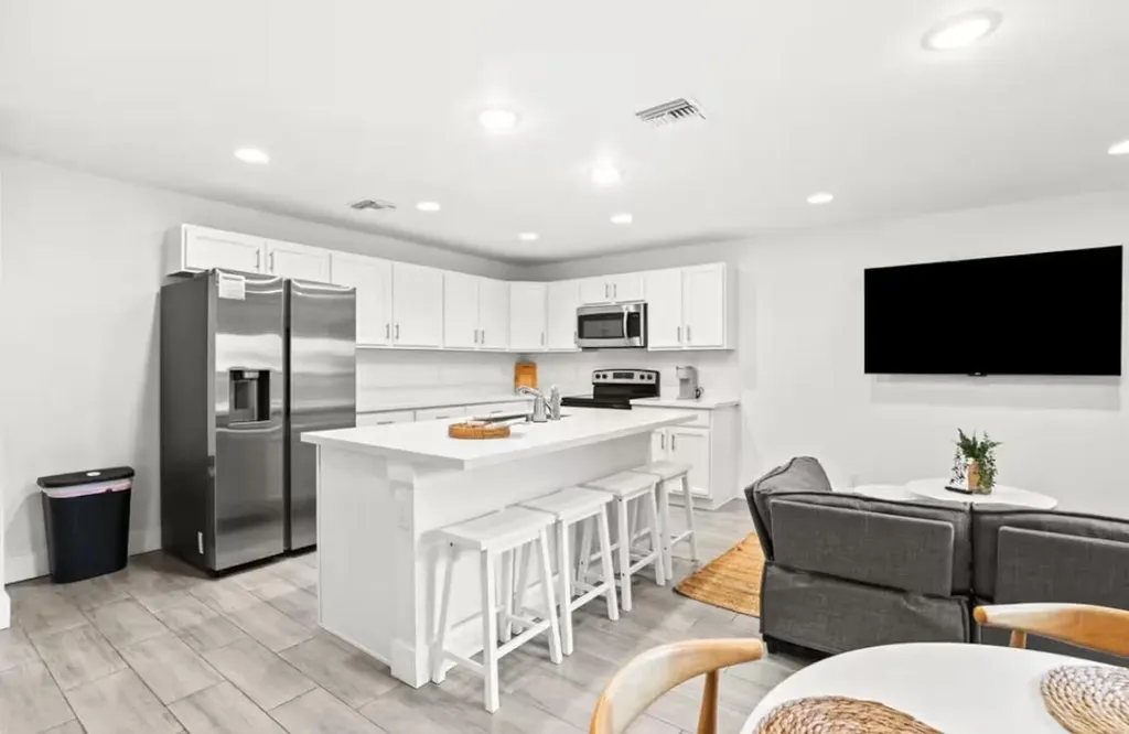 565 Lilac Court West Palm Beach FL 33407