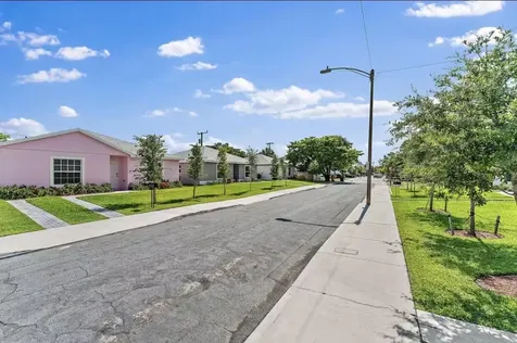 565 Lilac Court West Palm Beach FL 33407
