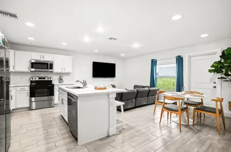 565 Lilac Court West Palm Beach FL 33407