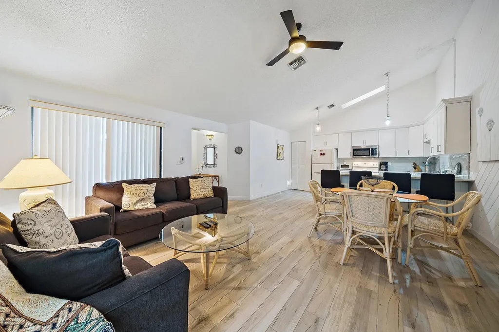 1801 S Us Highway 1 Jupiter FL 33477