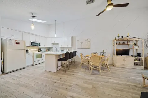 1801 S Us Highway 1 Jupiter FL 33477