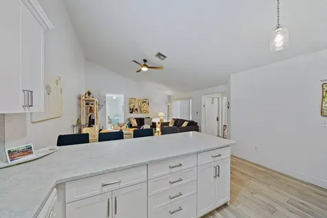 1801 S Us Highway 1 Jupiter FL 33477