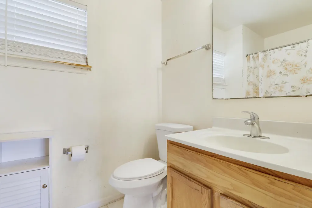 702 SE Lighthouse Avenue SE Port St Lucie FL 34983