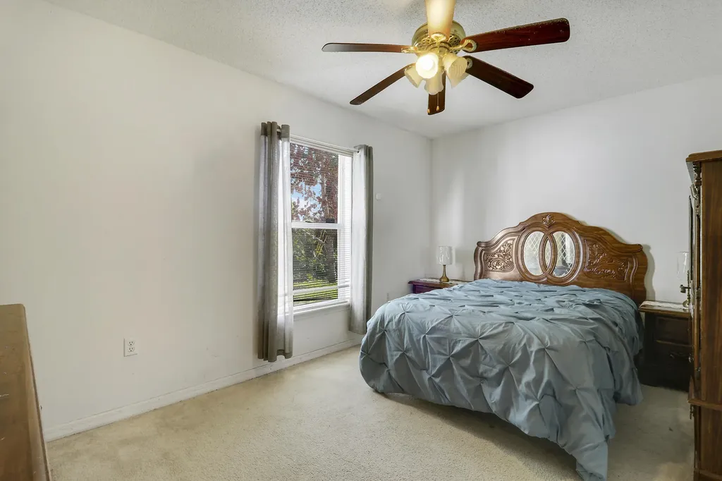702 SE Lighthouse Avenue SE Port St Lucie FL 34983