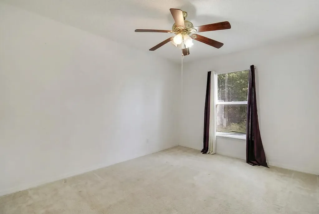 702 SE Lighthouse Avenue SE Port St Lucie FL 34983