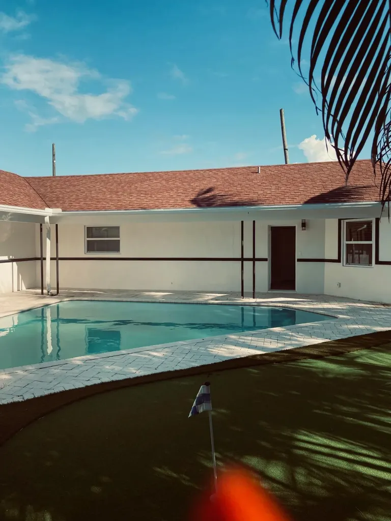 615 NE 2nd Avenue Delray Beach FL 33444