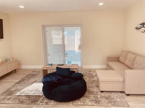 615 NE 2nd Avenue Delray Beach FL 33444