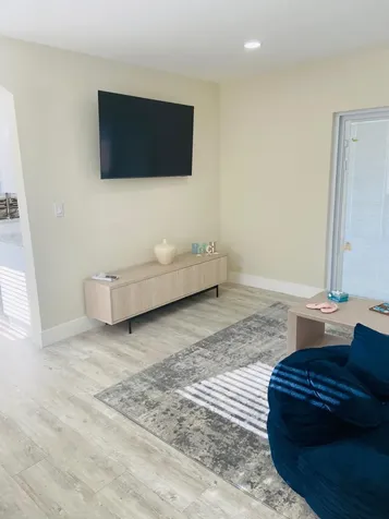 615 NE 2nd Avenue Delray Beach FL 33444