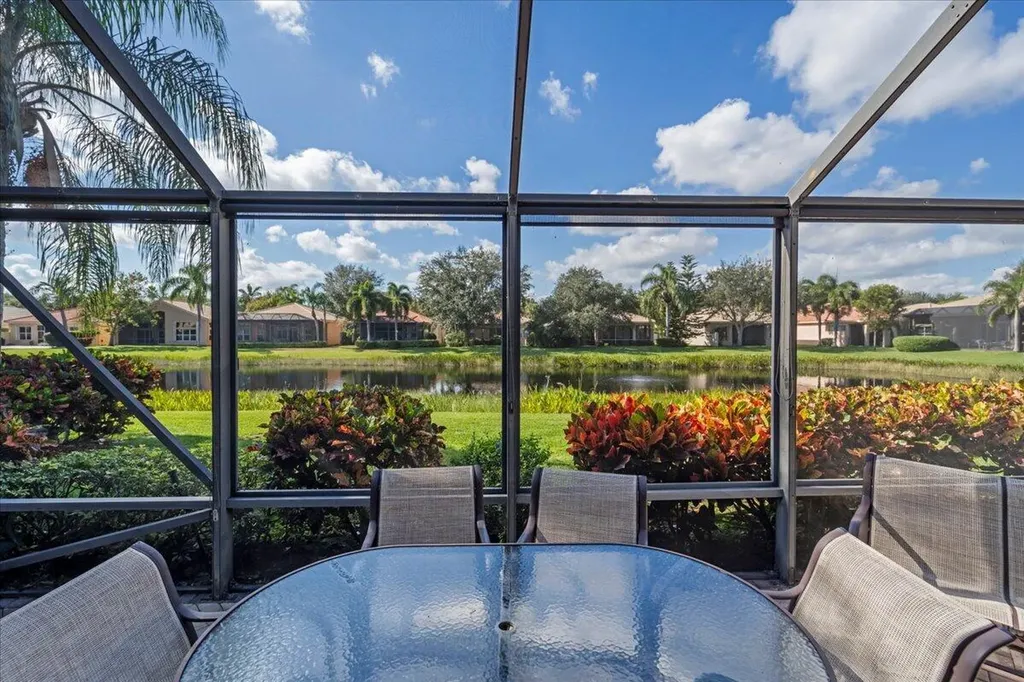 10599 Silverton Lane Boynton Beach FL 33437