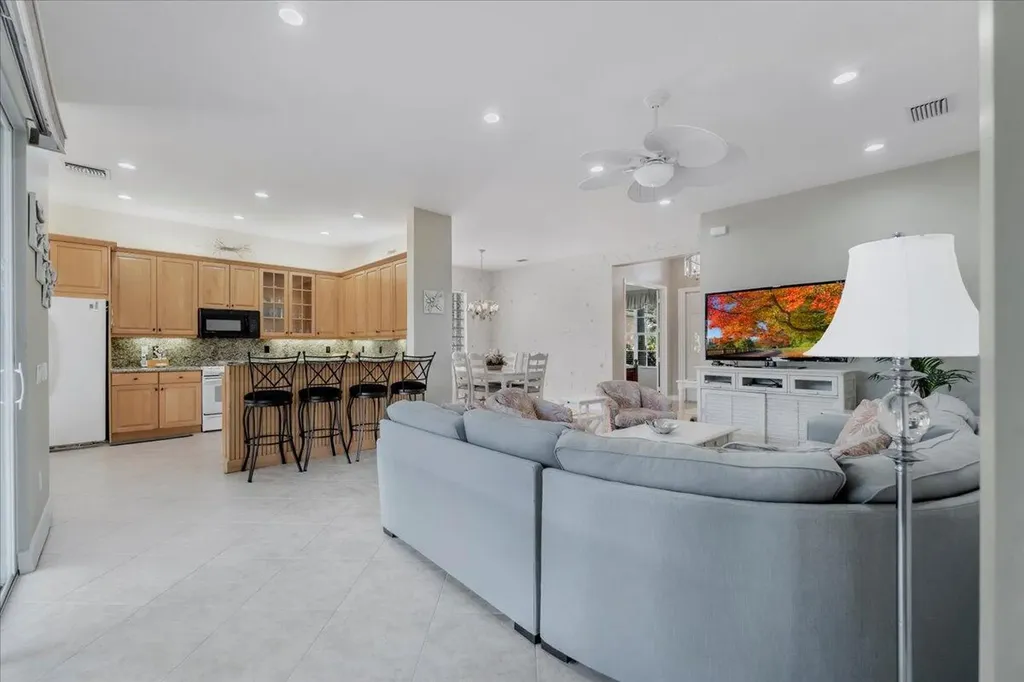 10599 Silverton Lane Boynton Beach FL 33437