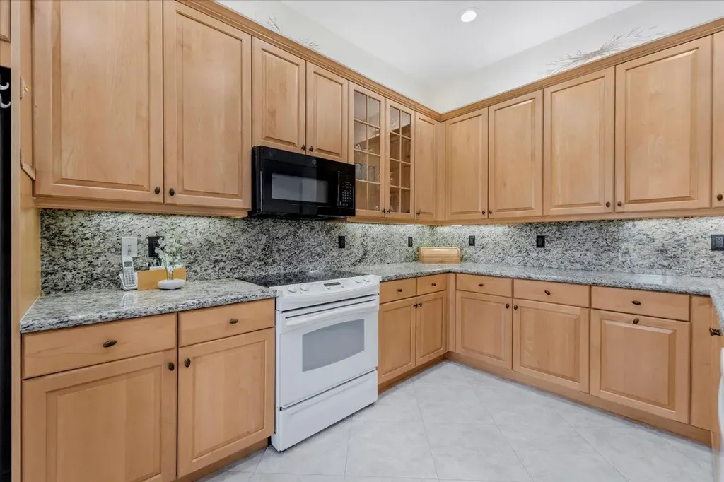 10599 Silverton Lane Boynton Beach FL 33437