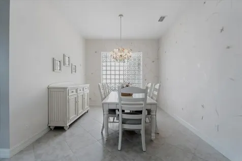 10599 Silverton Lane Boynton Beach FL 33437